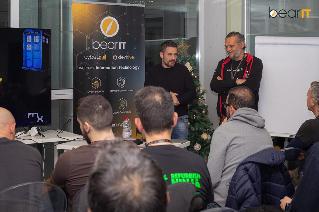Aperitech di Metro Olografix in BearIT 22 dicembre 2023
Gaspare Aristide Silvestri, Michelangelo ‘pinguin0’ Morrillo.