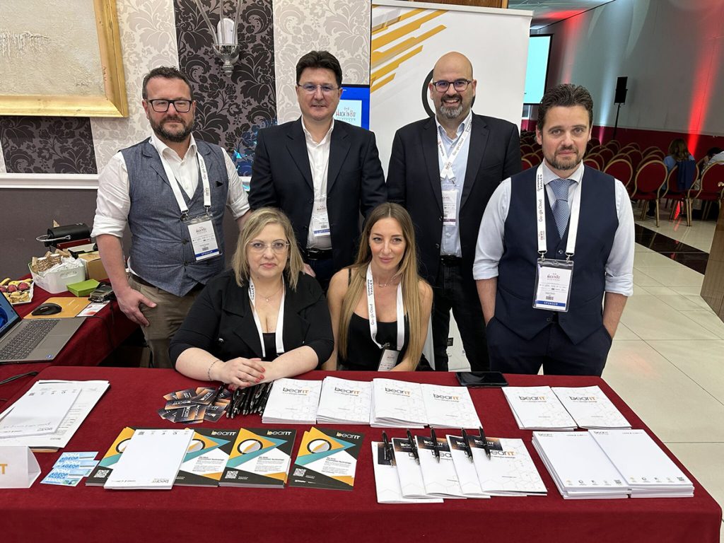 Lo staff di BearIT a Hack InBo Sicurezza all'ombra delle Torri - 2023: Francesco Brancone, Maria Rosaria Silvestri, Andrea Filippo Teruzzi, Alice Giori, Palo Antonio Gallenga, Gaspare Aristide Silvestri