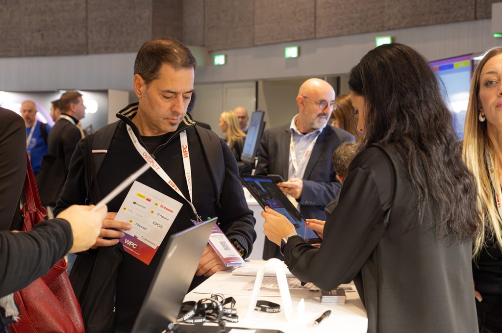 WPC 2023 - il pubblico allo stand di BearIT